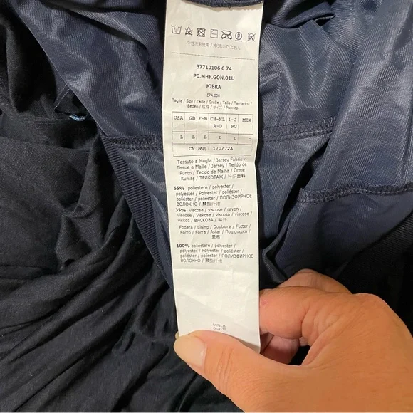 MaxMara Black Midi Lining Skirt Size Large - Picture 5 of 5